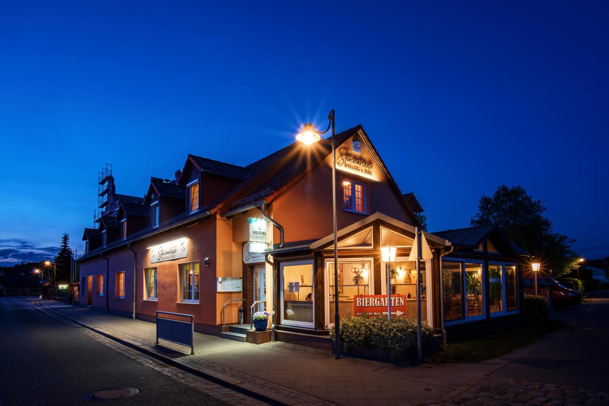 Restaurant & Hotel Storchenklause Storkow  Exterior photo
